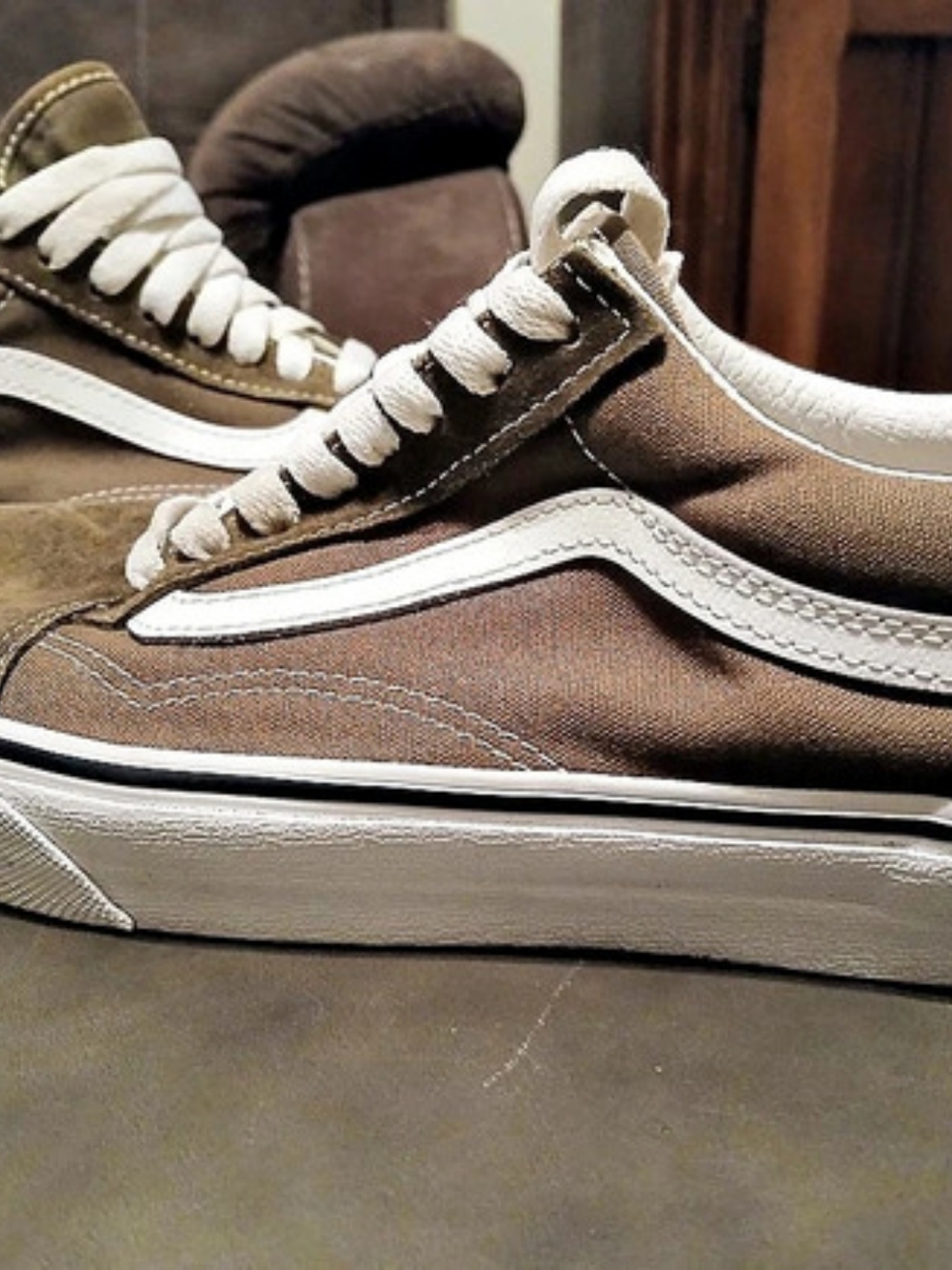 Vans Old Skool Sneakers Brown & White